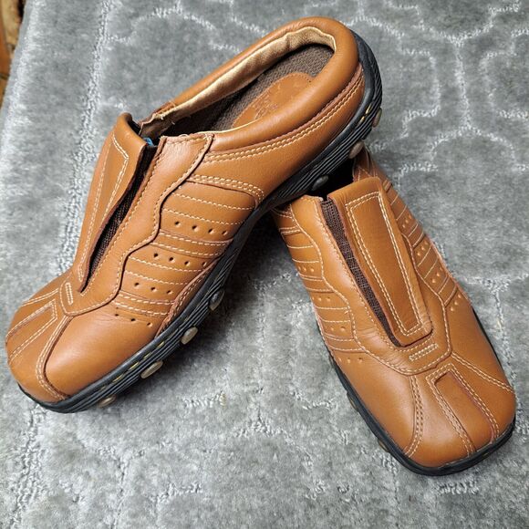 DR MARTENS Brown Leather Slip On Mules 8B02 LEATHER SQUARE TOE SHOES WOMENS SZ 6 - Picture 3 of 9